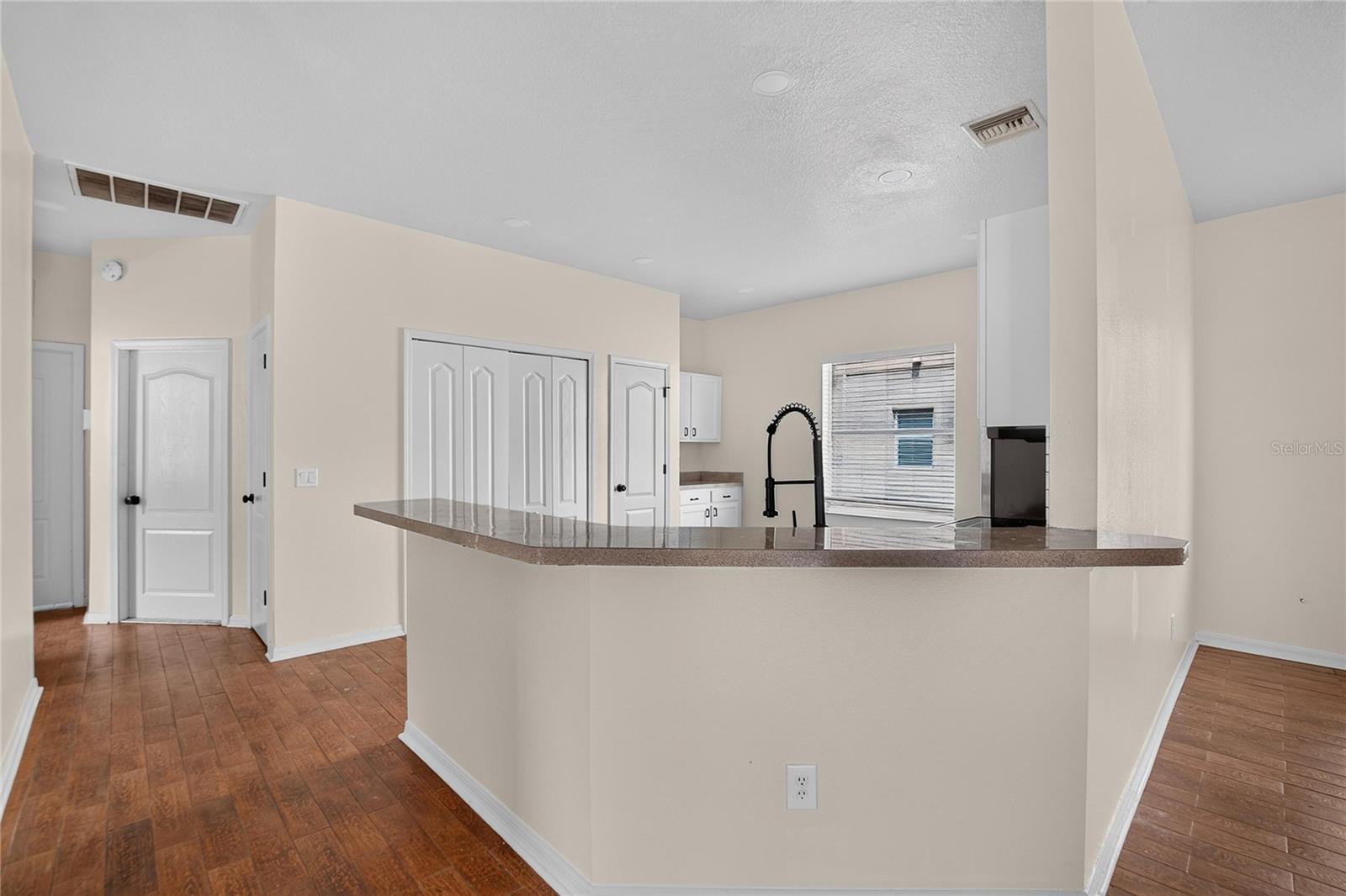 1824 ATLANTIC DR — photo 14