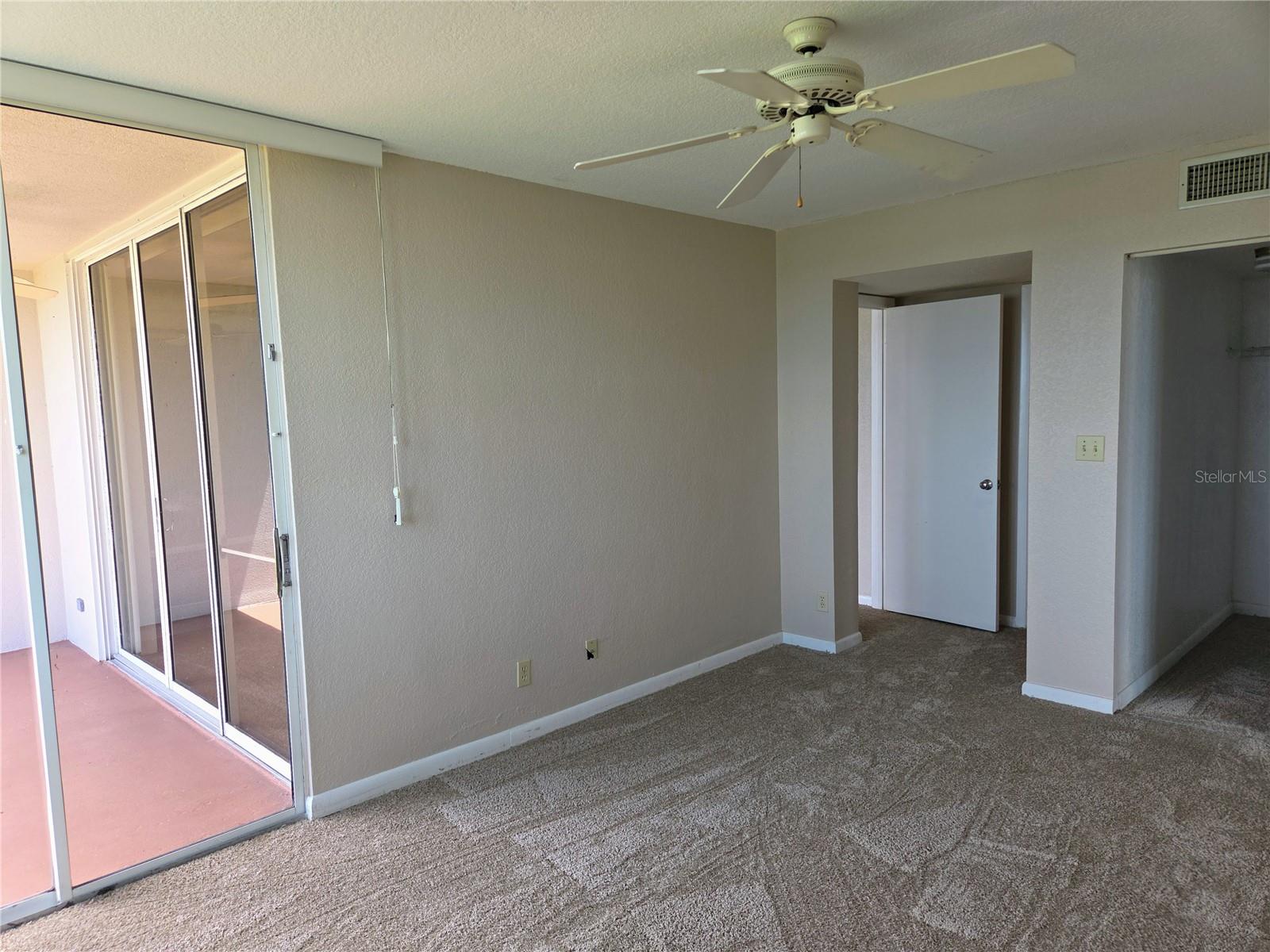 5801 BAHIA DEL MAR CIR #113 — photo 17
