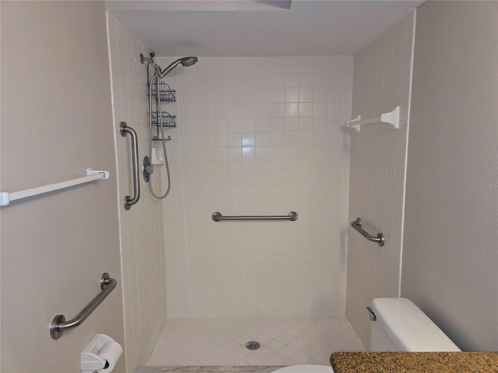 5801 BAHIA DEL MAR CIR #113 — photo 27