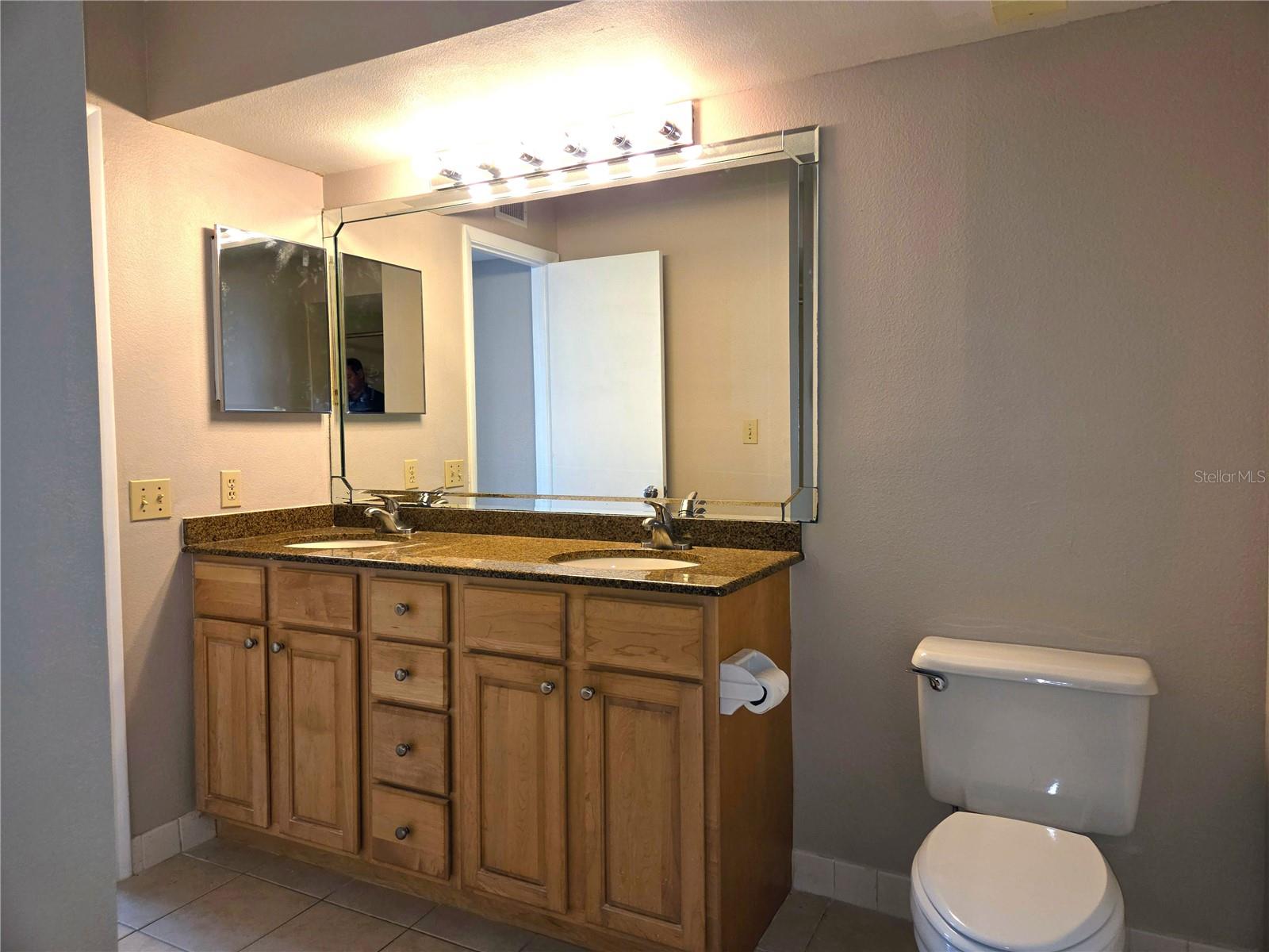 5801 BAHIA DEL MAR CIR #113 — photo 21