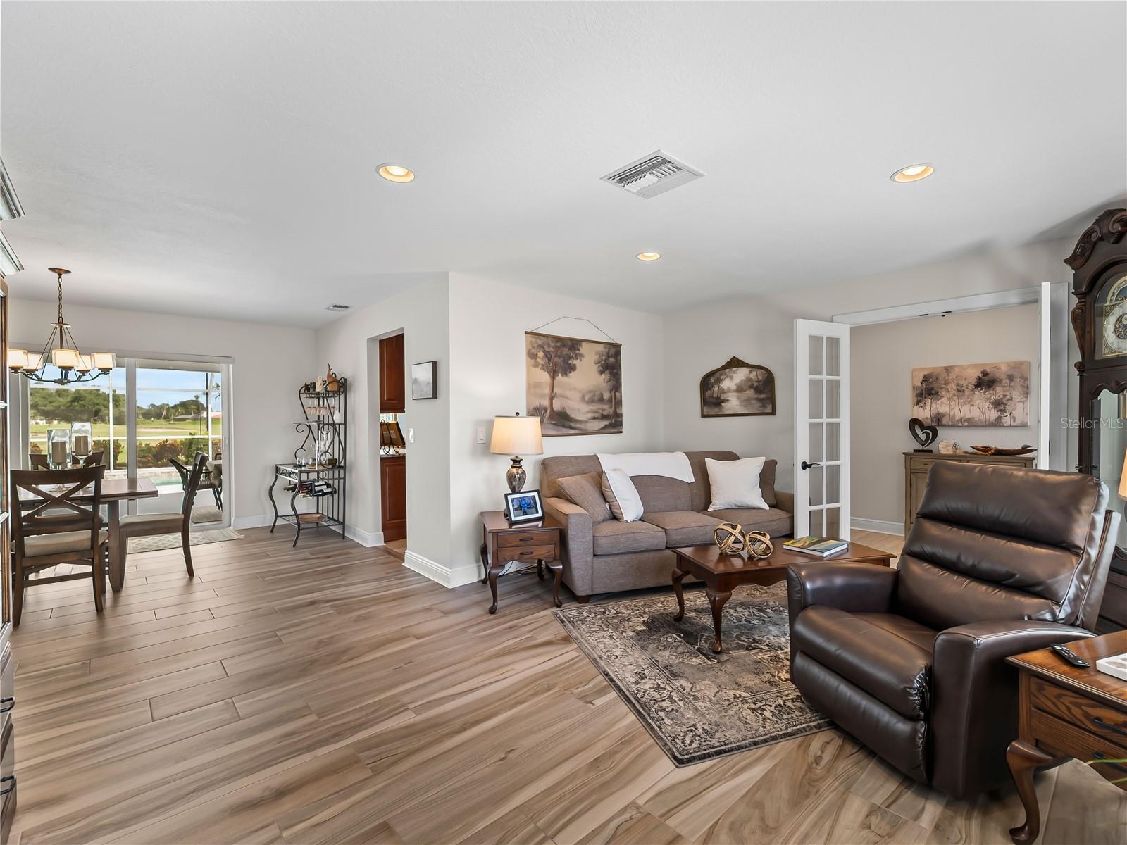 972 E GONDOLA DR — photo 19