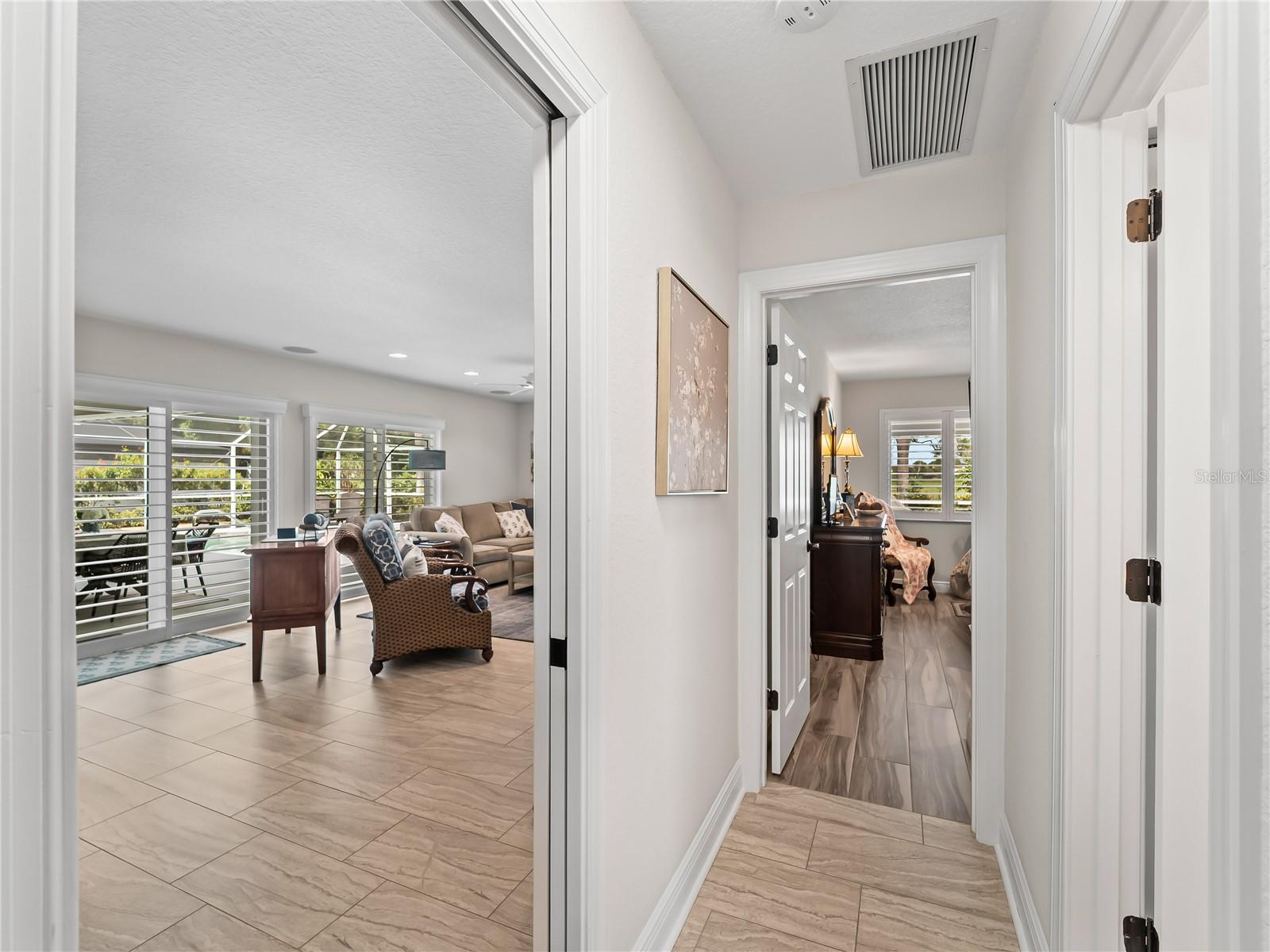 972 E GONDOLA DR — photo 42