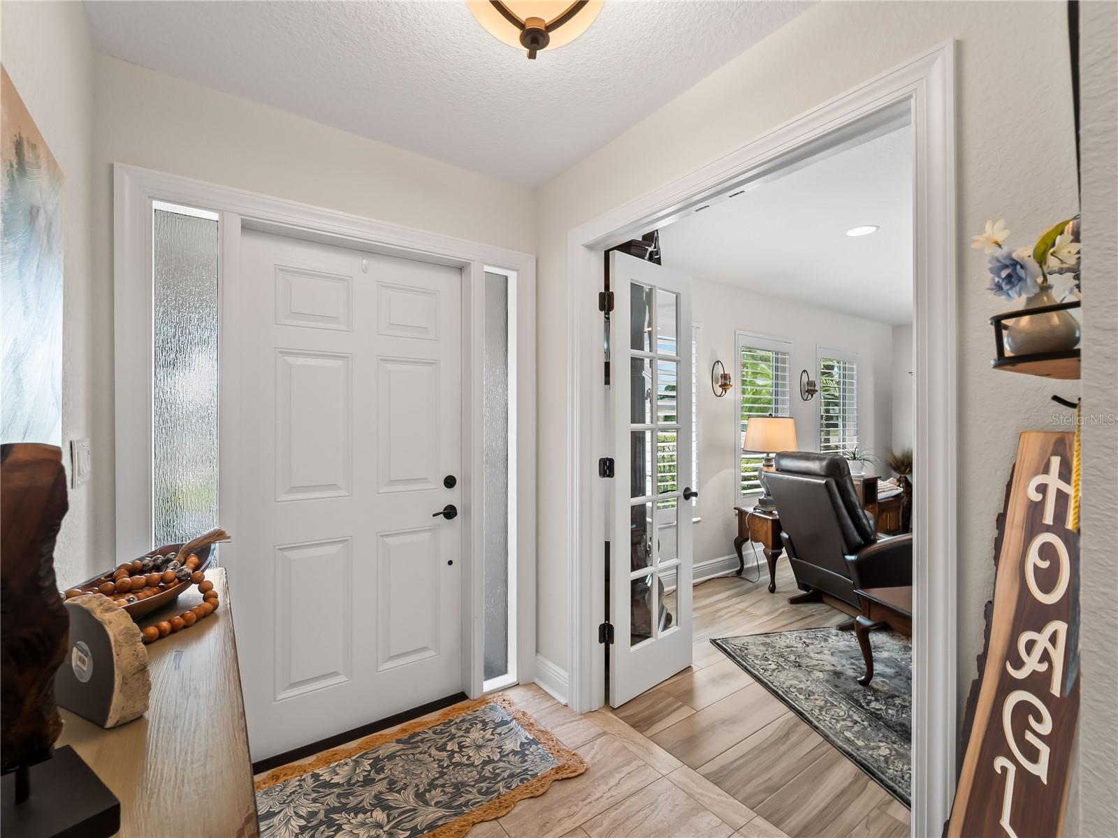 972 E GONDOLA DR — photo 15