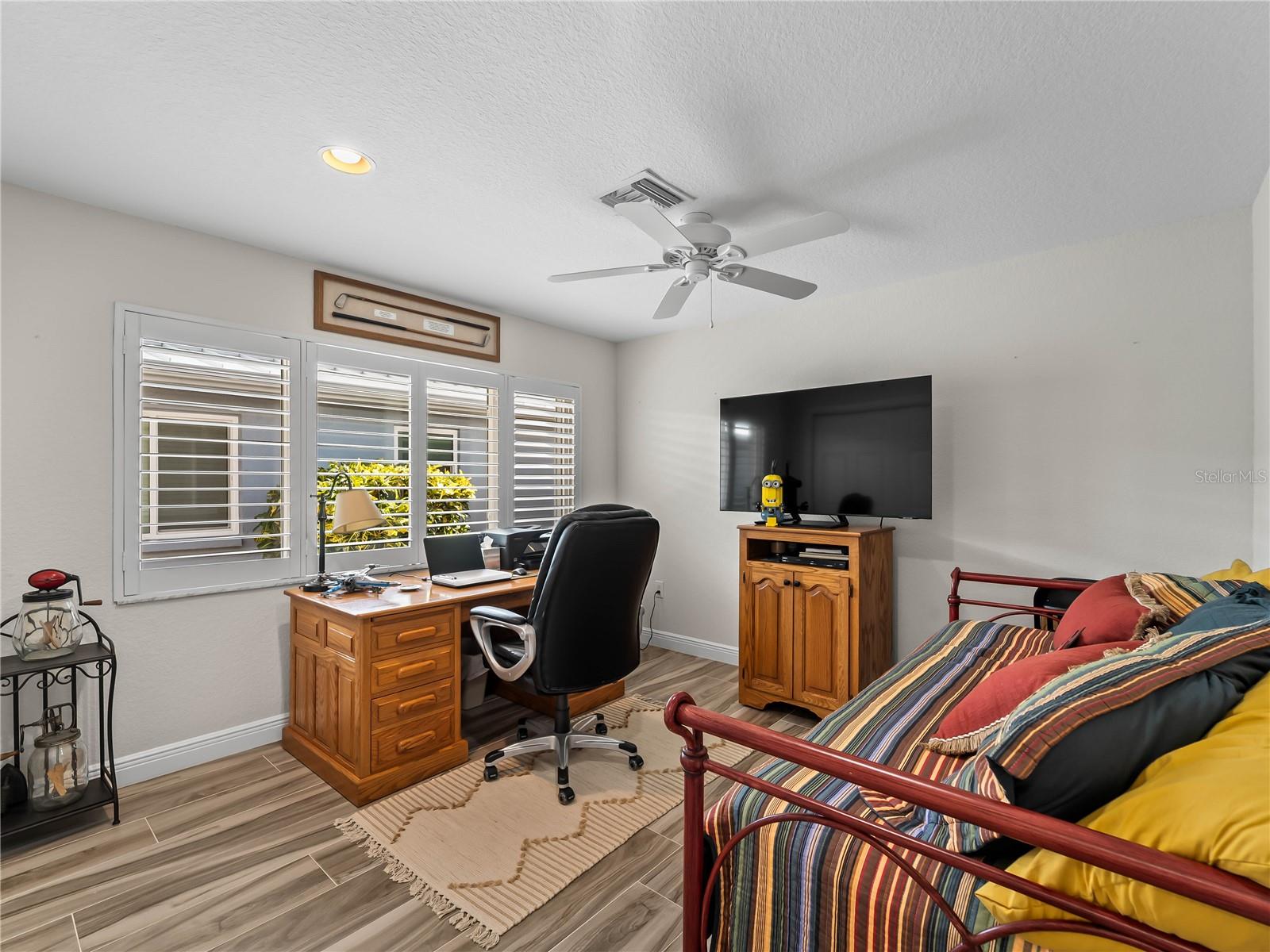 972 E GONDOLA DR — photo 46