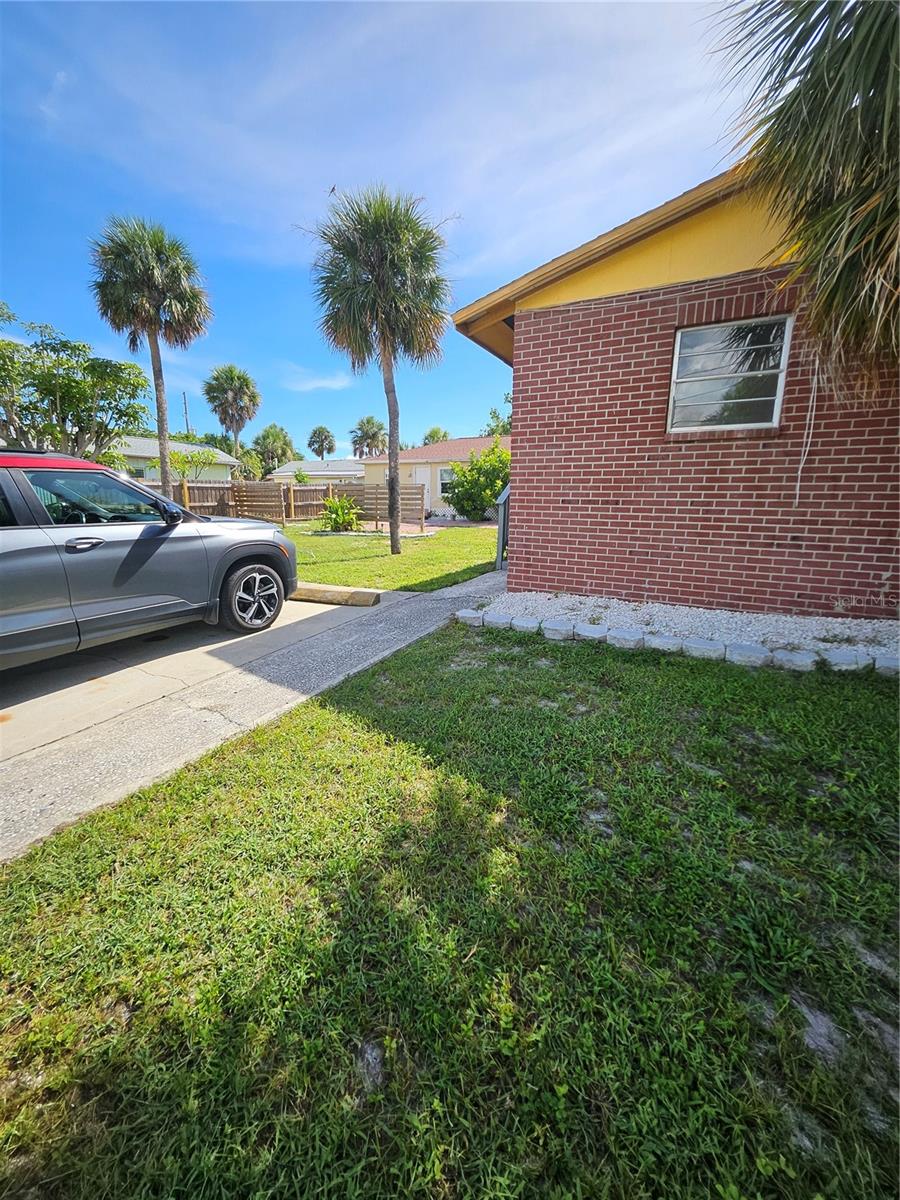 7840 BOCA CIEGA DR — photo 3