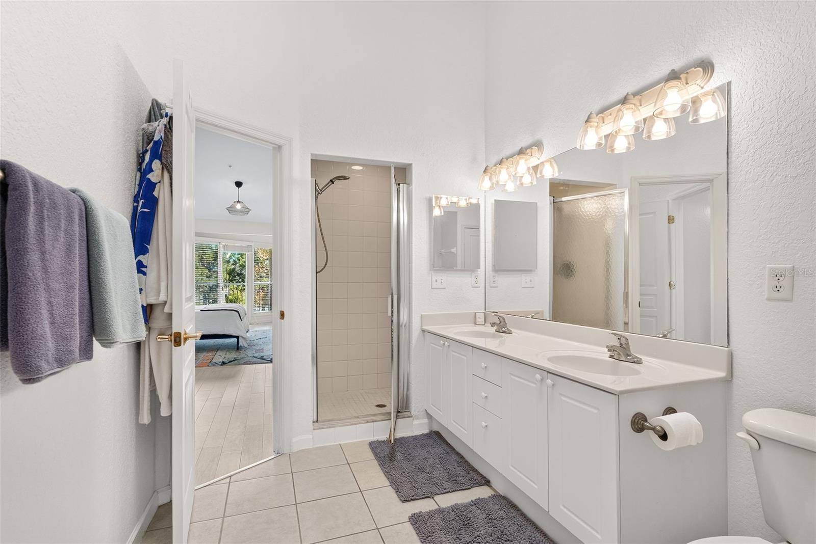 106 BRENT CIR — photo 27