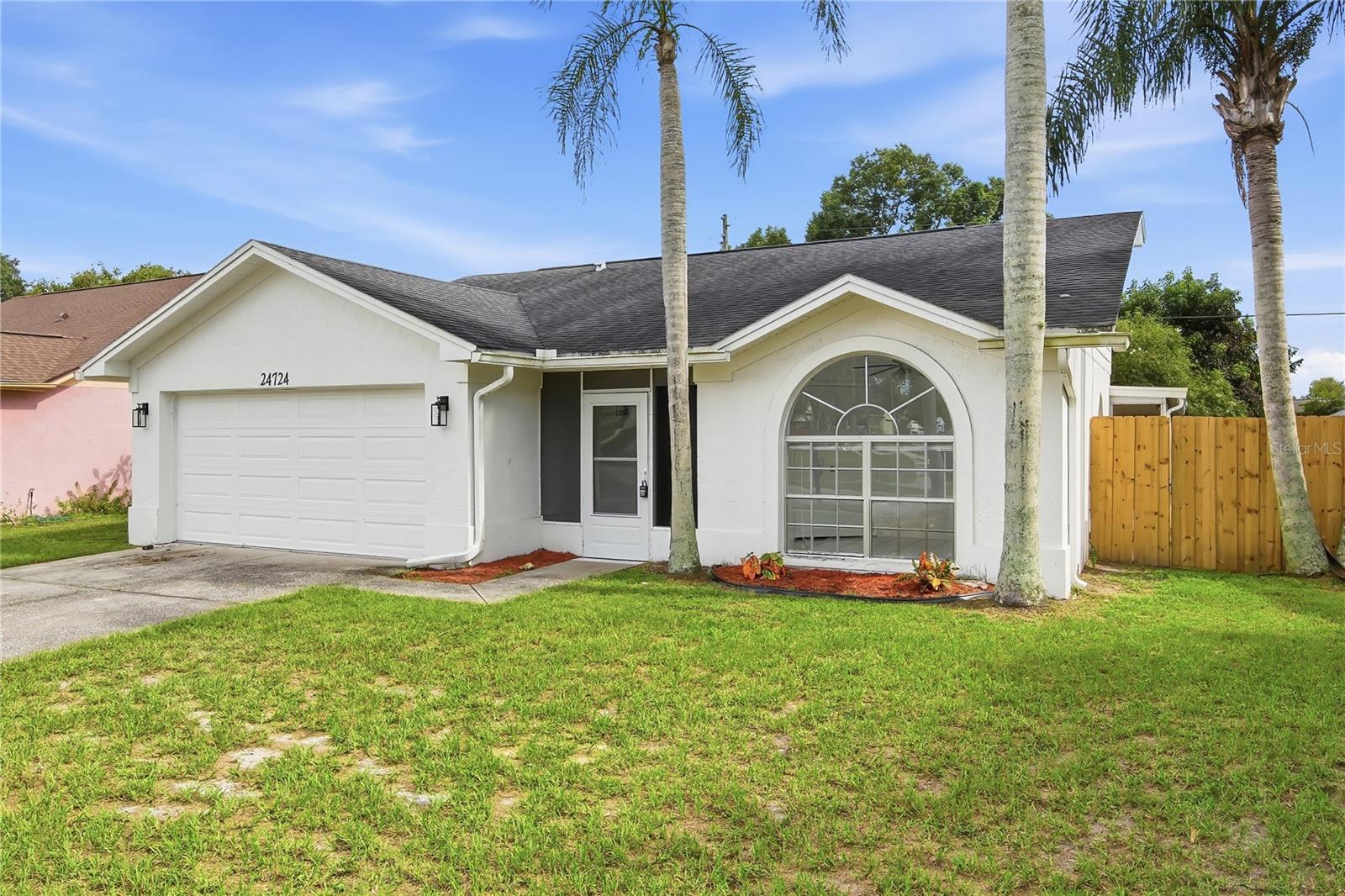 24724 SILVERSMITH DR — photo 2