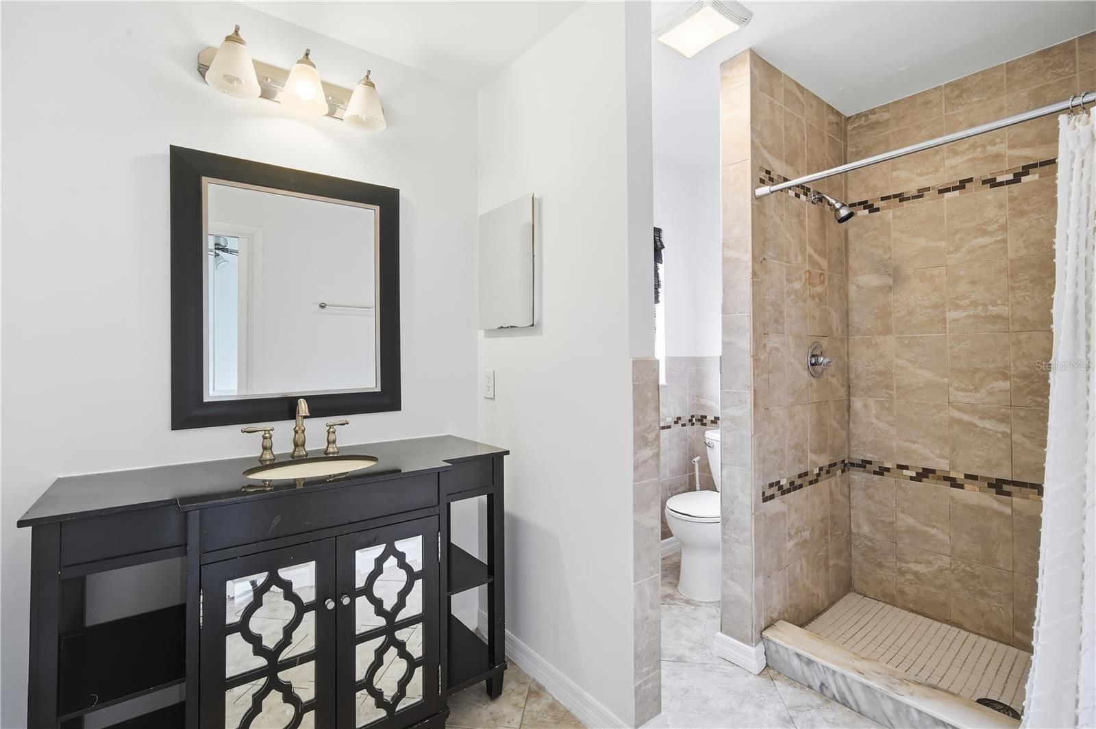 24724 SILVERSMITH DR — photo 16
