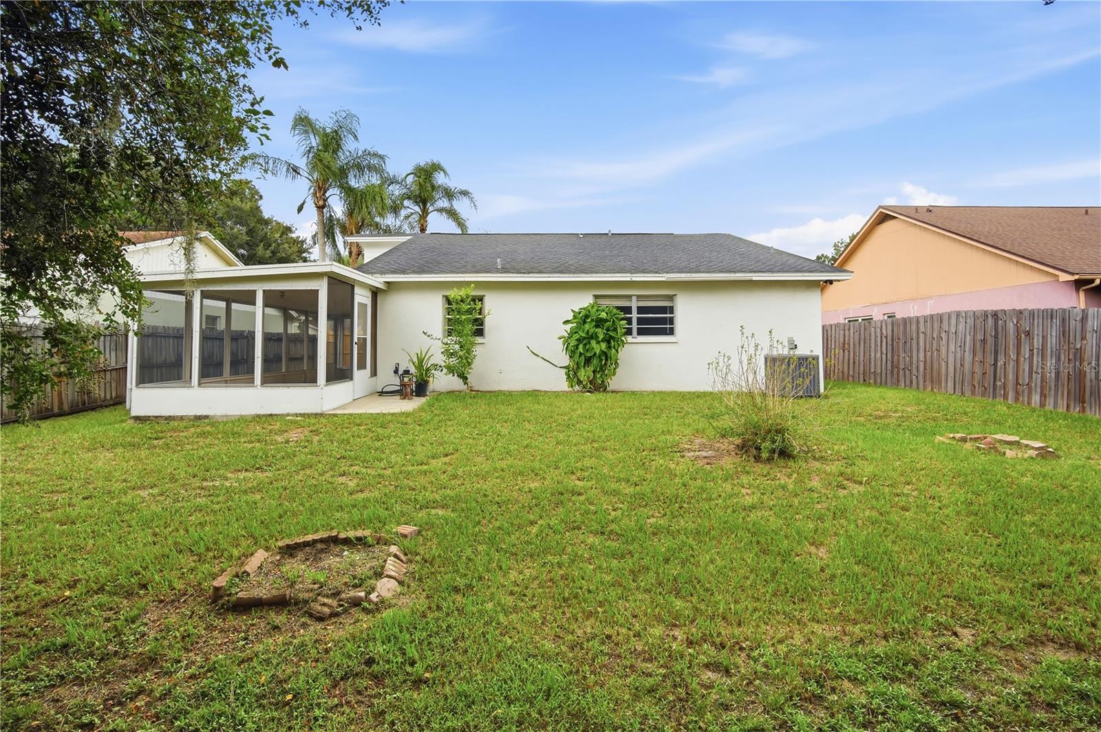 24724 SILVERSMITH DR — photo 5