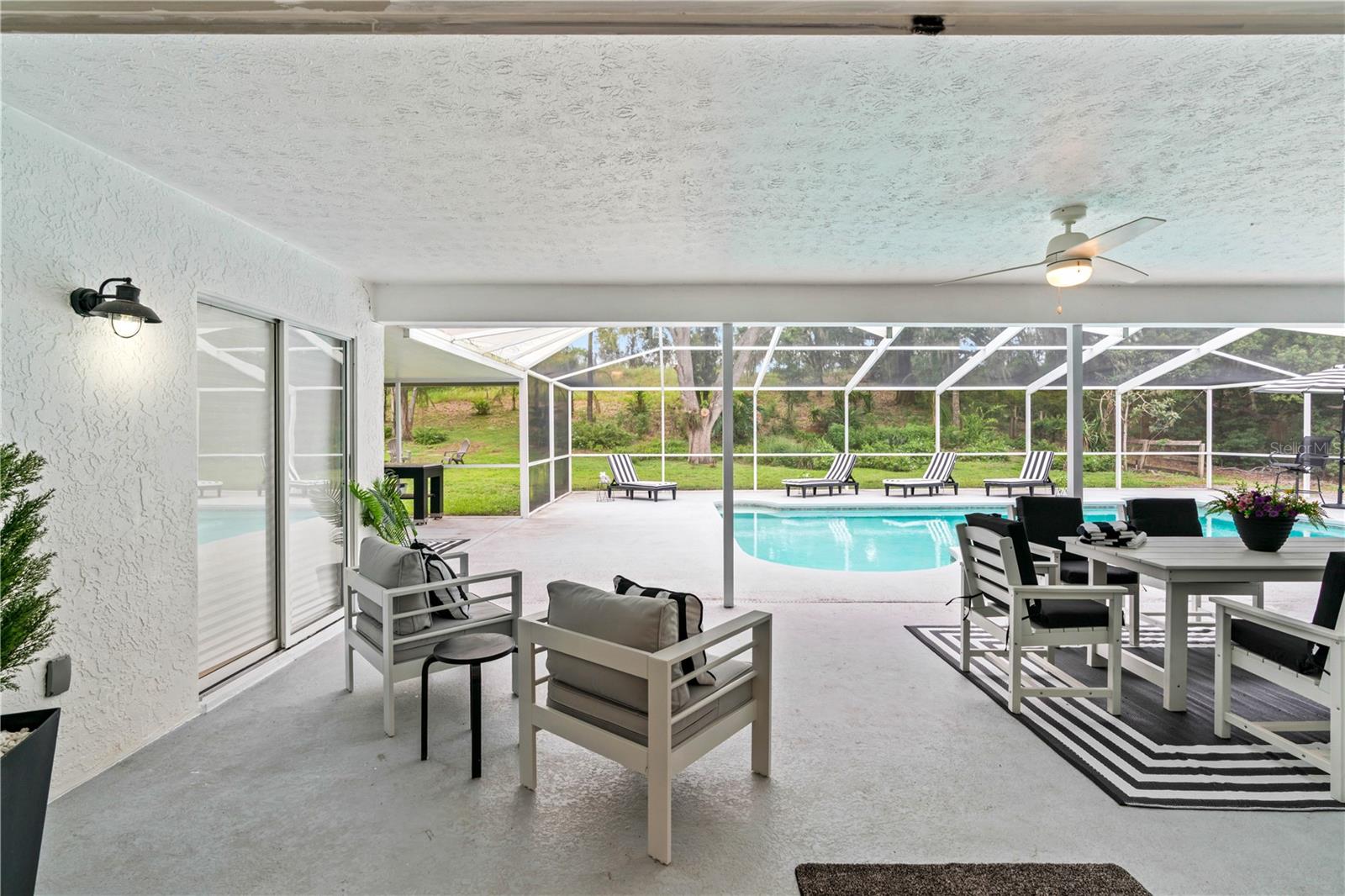 4712 DOVER CLIFF CT — photo 27
