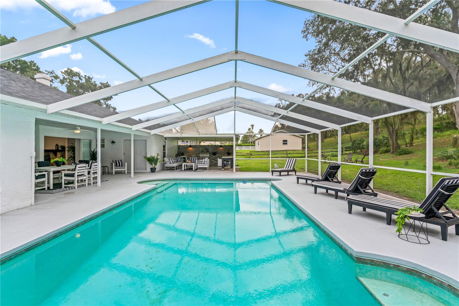 4712 DOVER CLIFF CT — photo 32