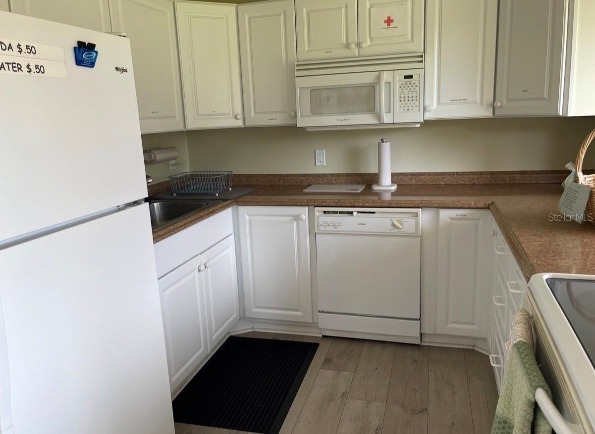 3670 PINECREST ST #111 — photo 47
