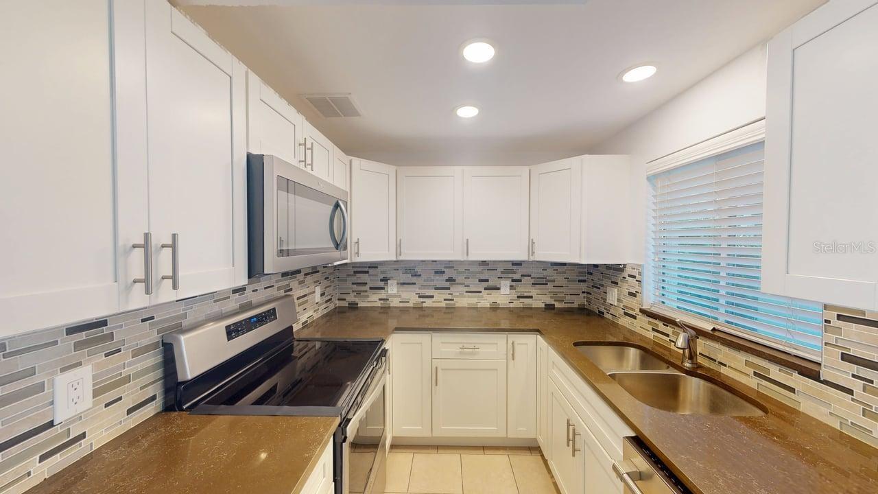 3670 PINECREST ST #111 — photo 5