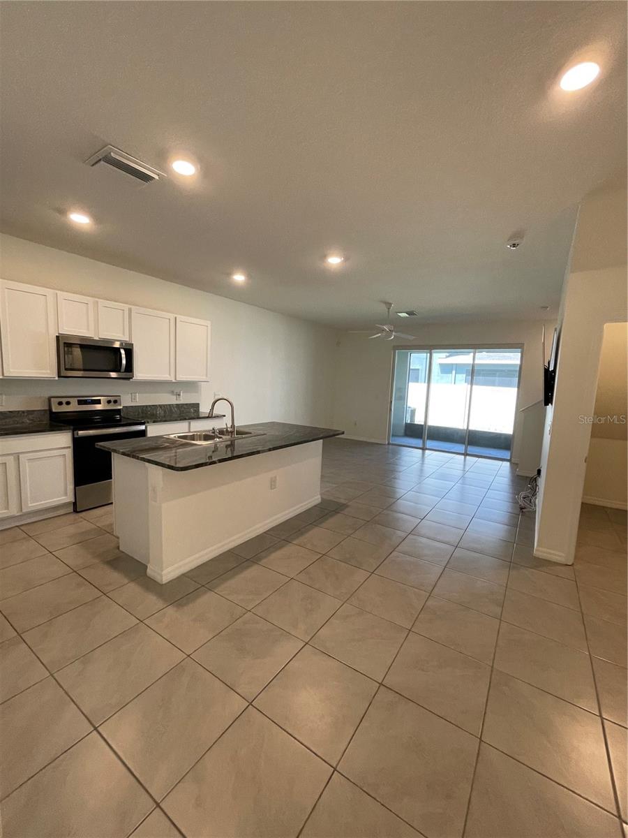 2883 PEONY PRAIRIE LN — photo 8