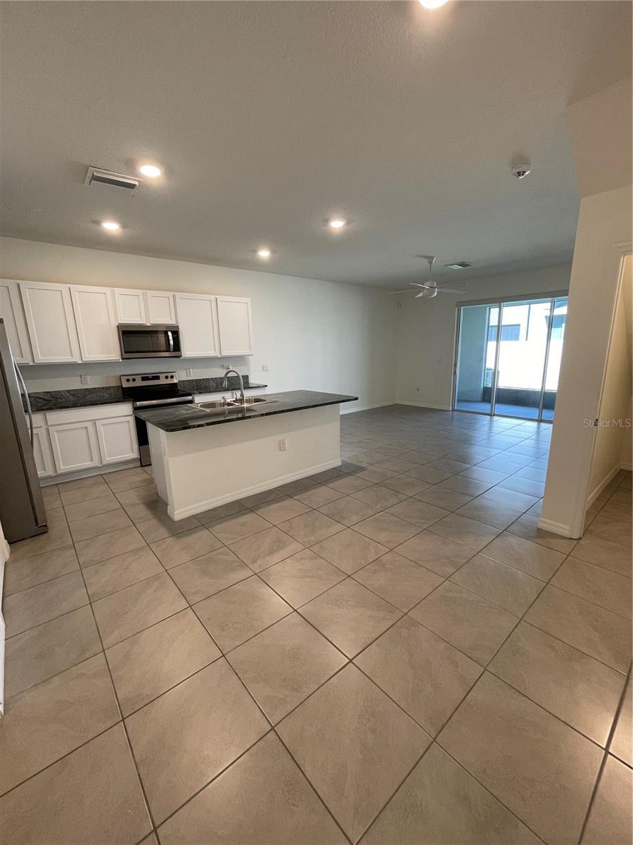 2883 PEONY PRAIRIE LN — photo 9