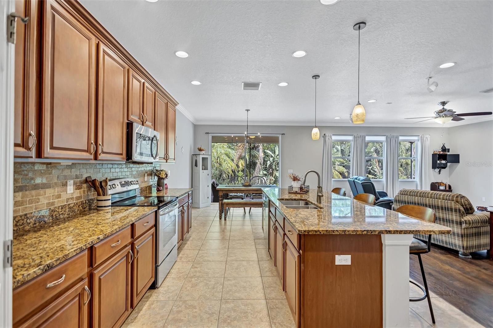 1503 YALE CASTLE CT — photo 28