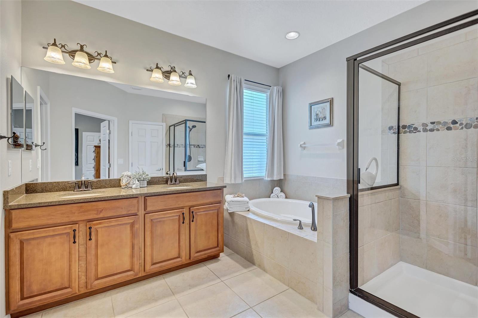 1503 YALE CASTLE CT — photo 38
