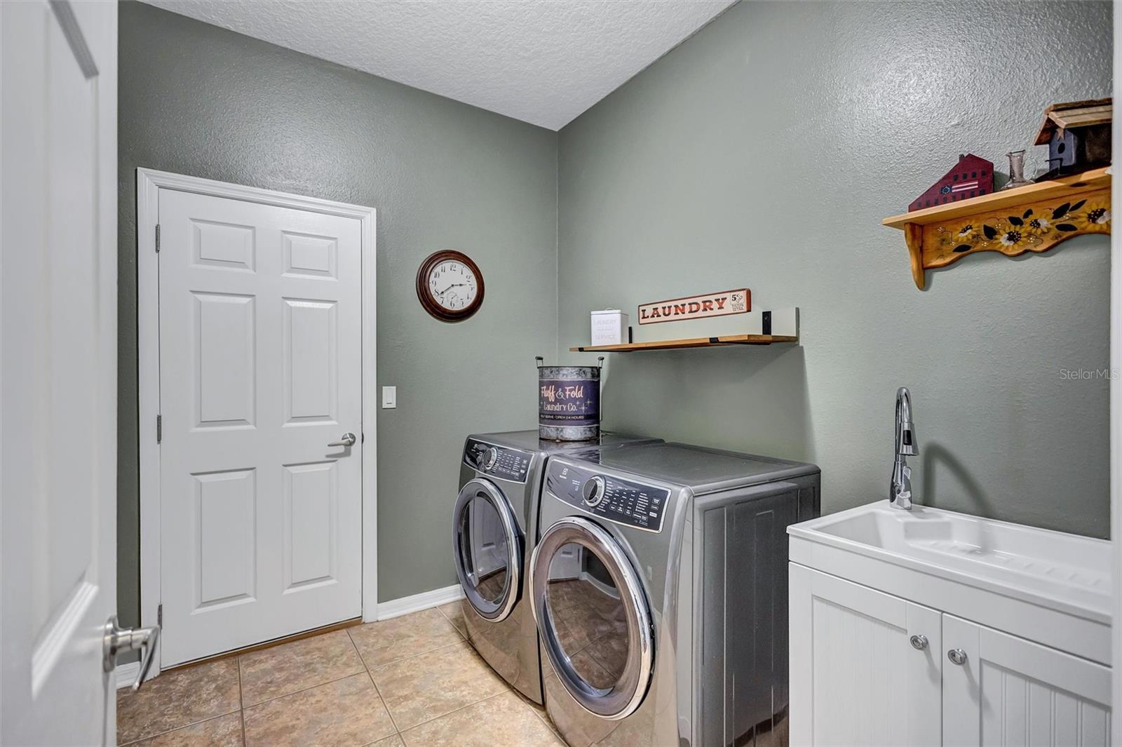 1503 YALE CASTLE CT — photo 15