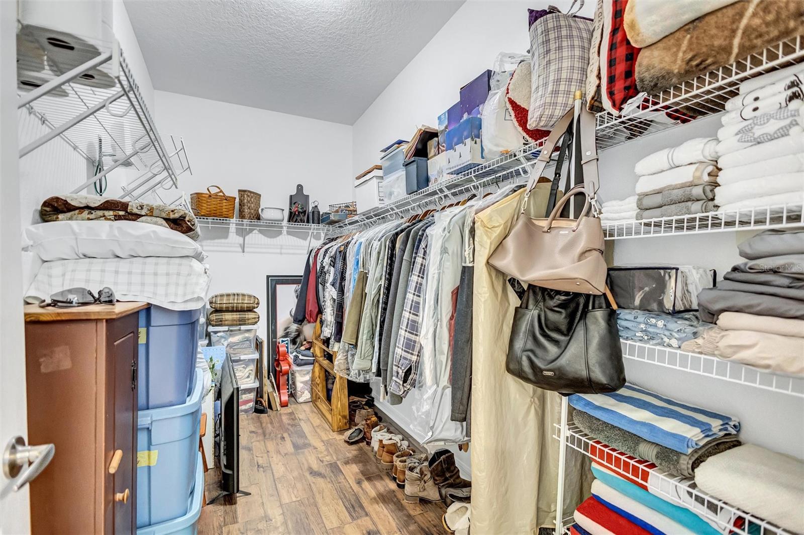 1503 YALE CASTLE CT — photo 40