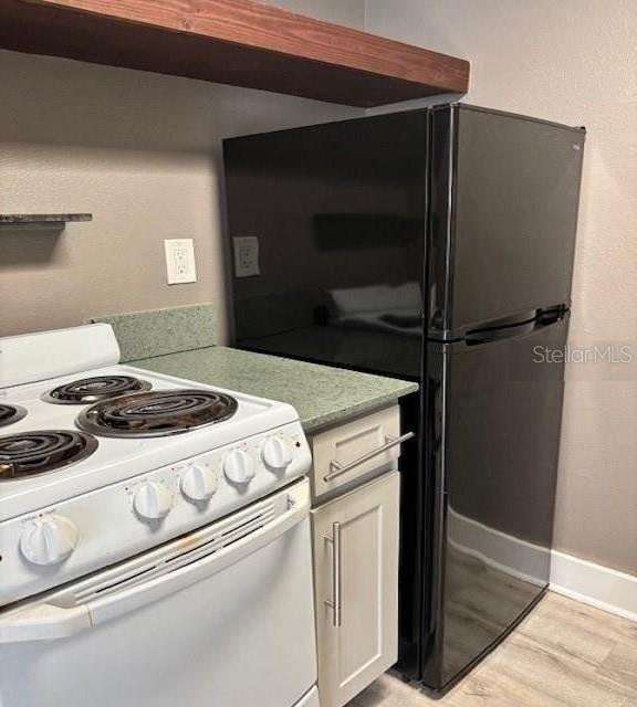 4127 DOLPHIN DR #4127 — photo 3