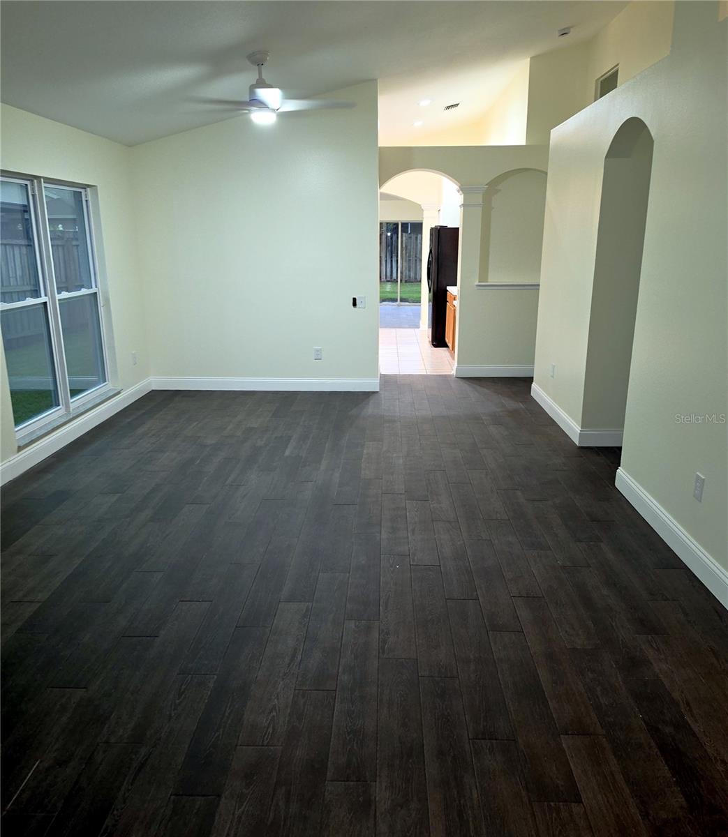 30809 BURLEIGH DR — photo 37