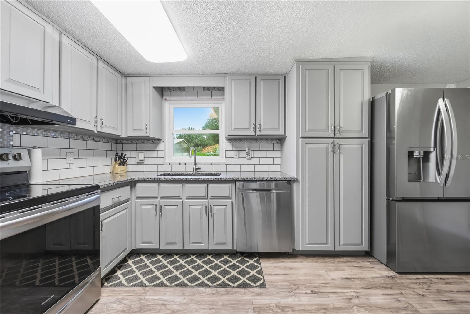 37421 LAYTON RD — photo 4