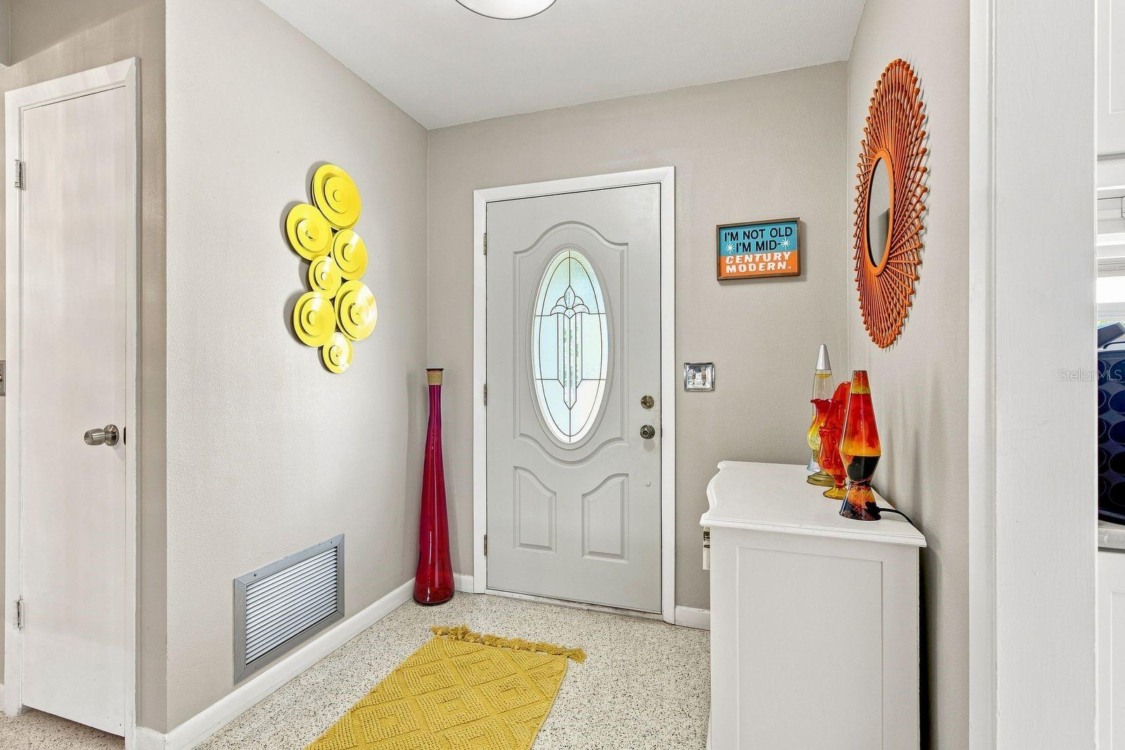 1631 ELIZABETH LN — photo 6