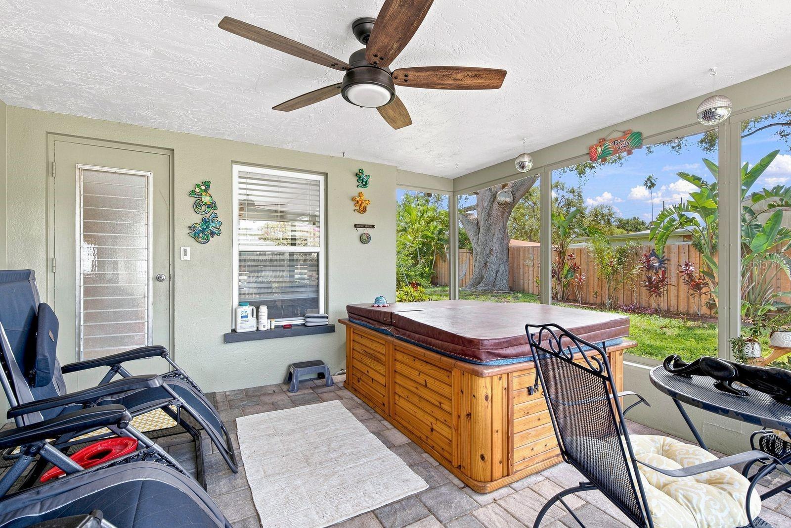 1631 ELIZABETH LN — photo 28