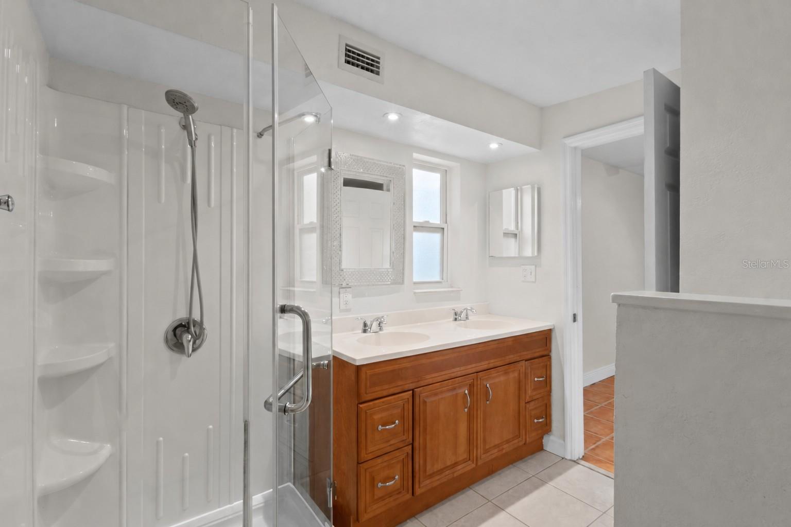 6711 DARTMOUTH AVE N — photo 14