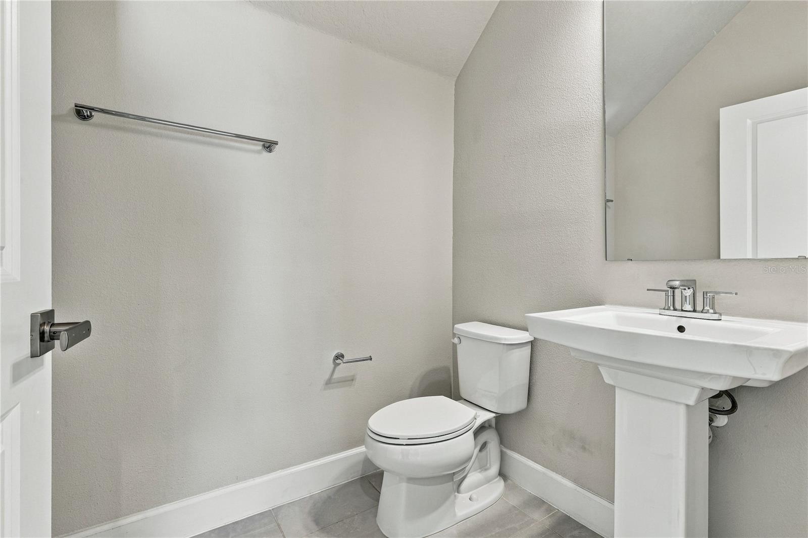 4640 ARDEN WAY — photo 15