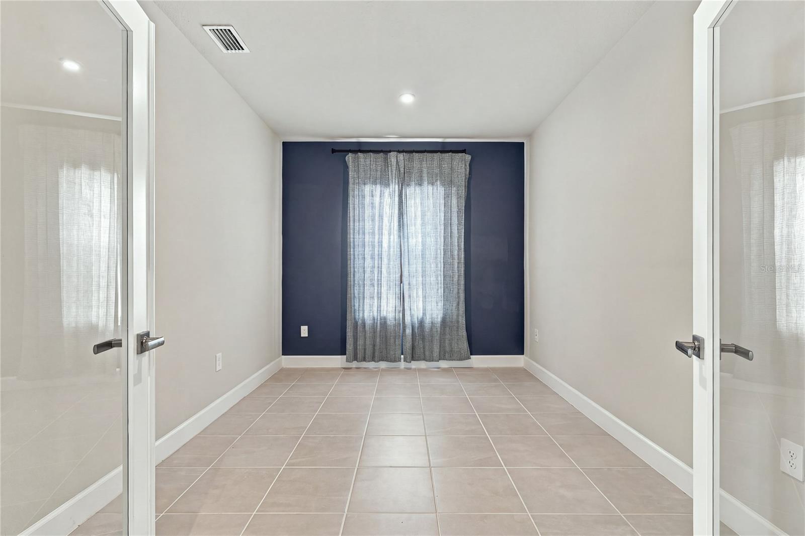 4640 ARDEN WAY — photo 13