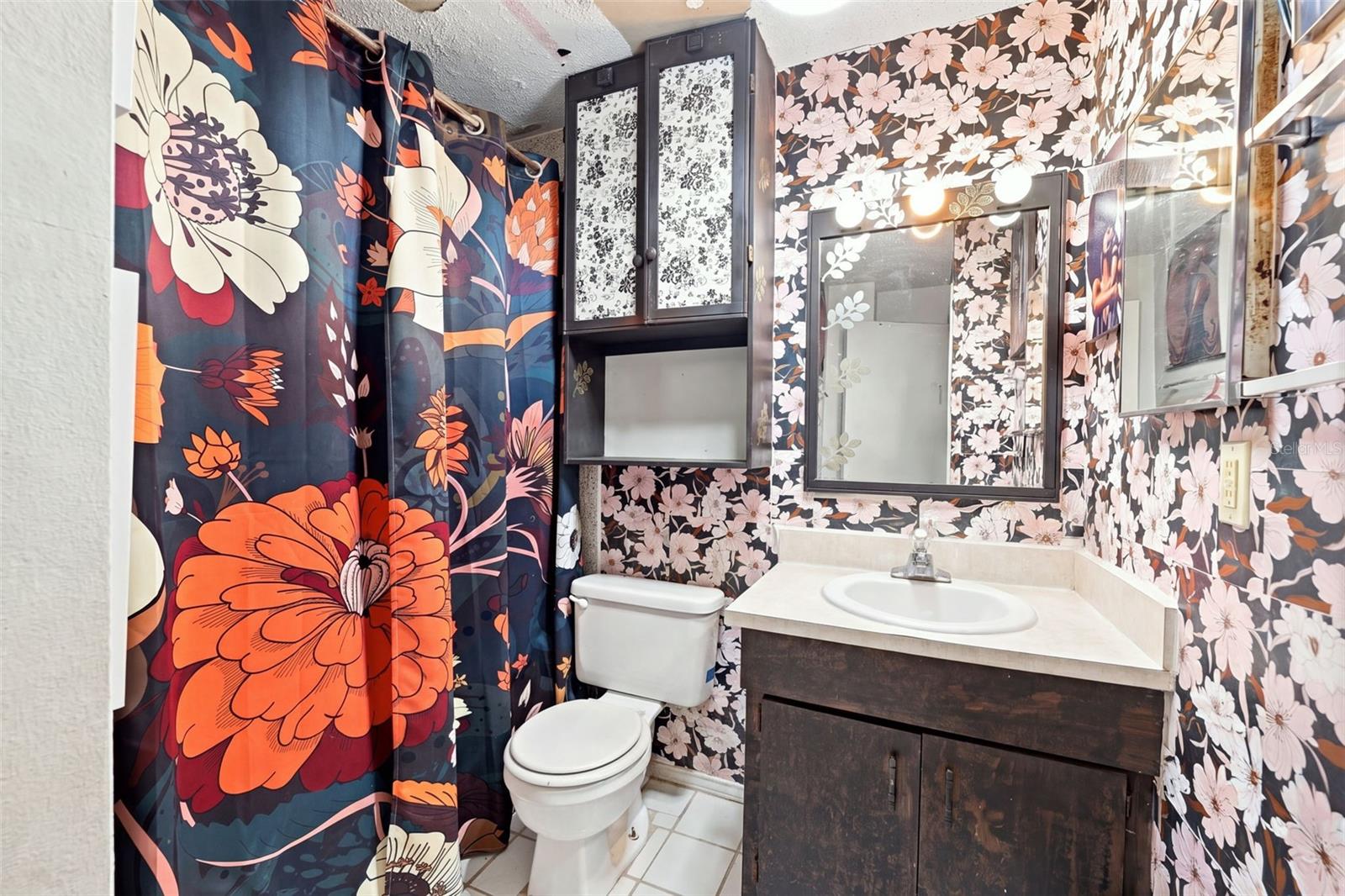 5709 TOWNHOUSE DR — photo 9