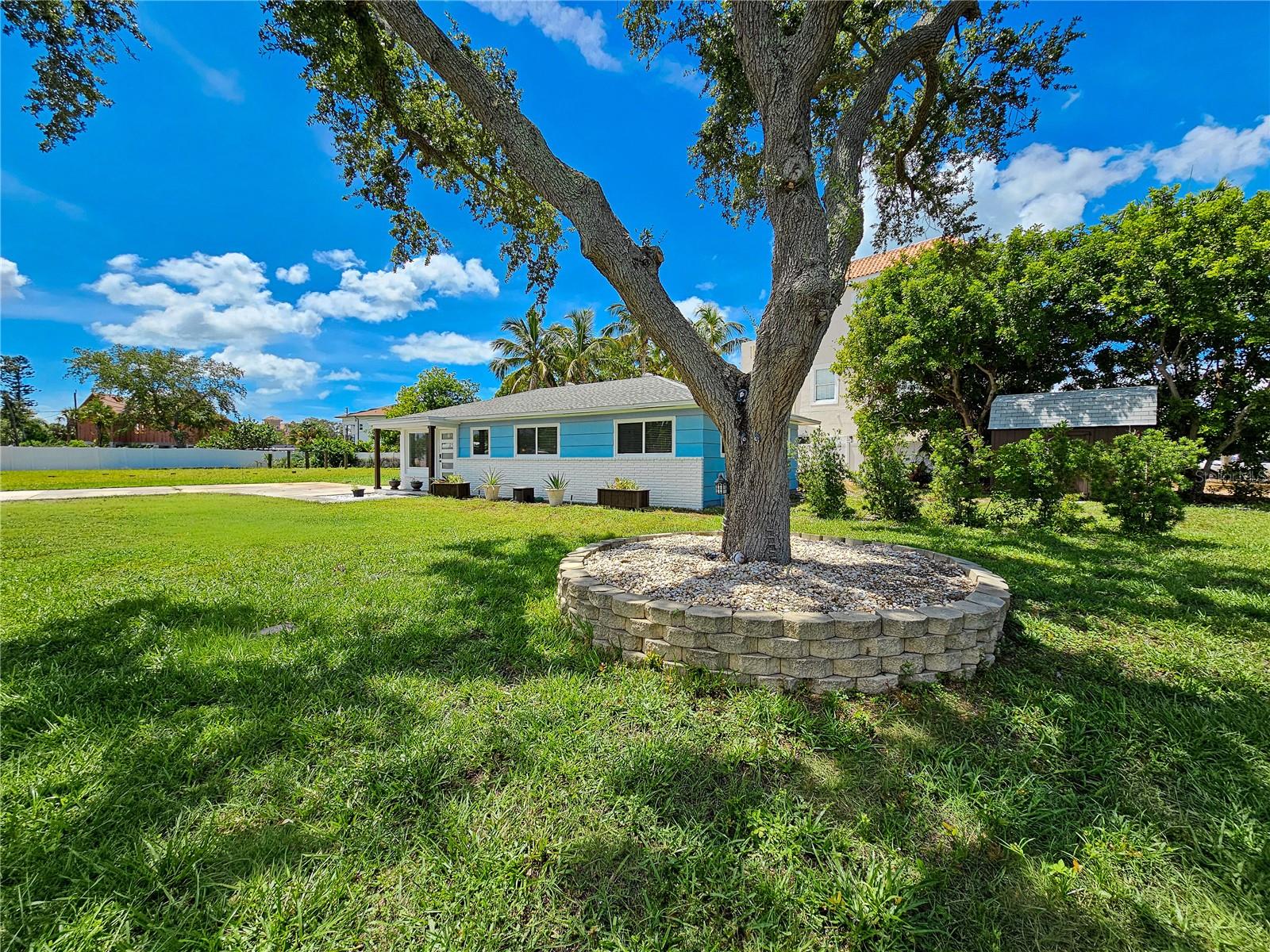 3982 POINSETTIA DR — photo 61