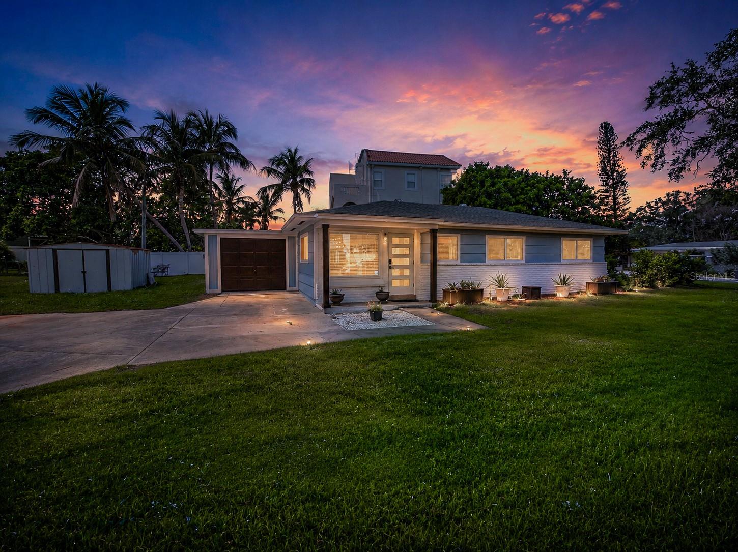 3982 POINSETTIA DR — photo 15