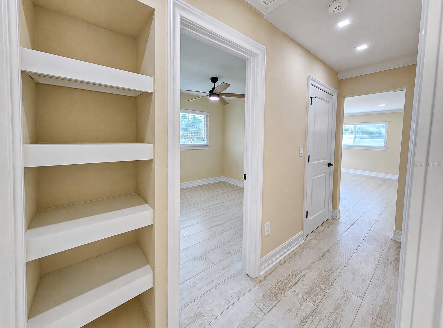 3982 POINSETTIA DR — photo 35