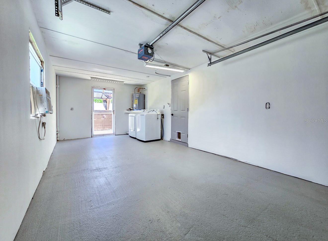 3982 POINSETTIA DR — photo 48