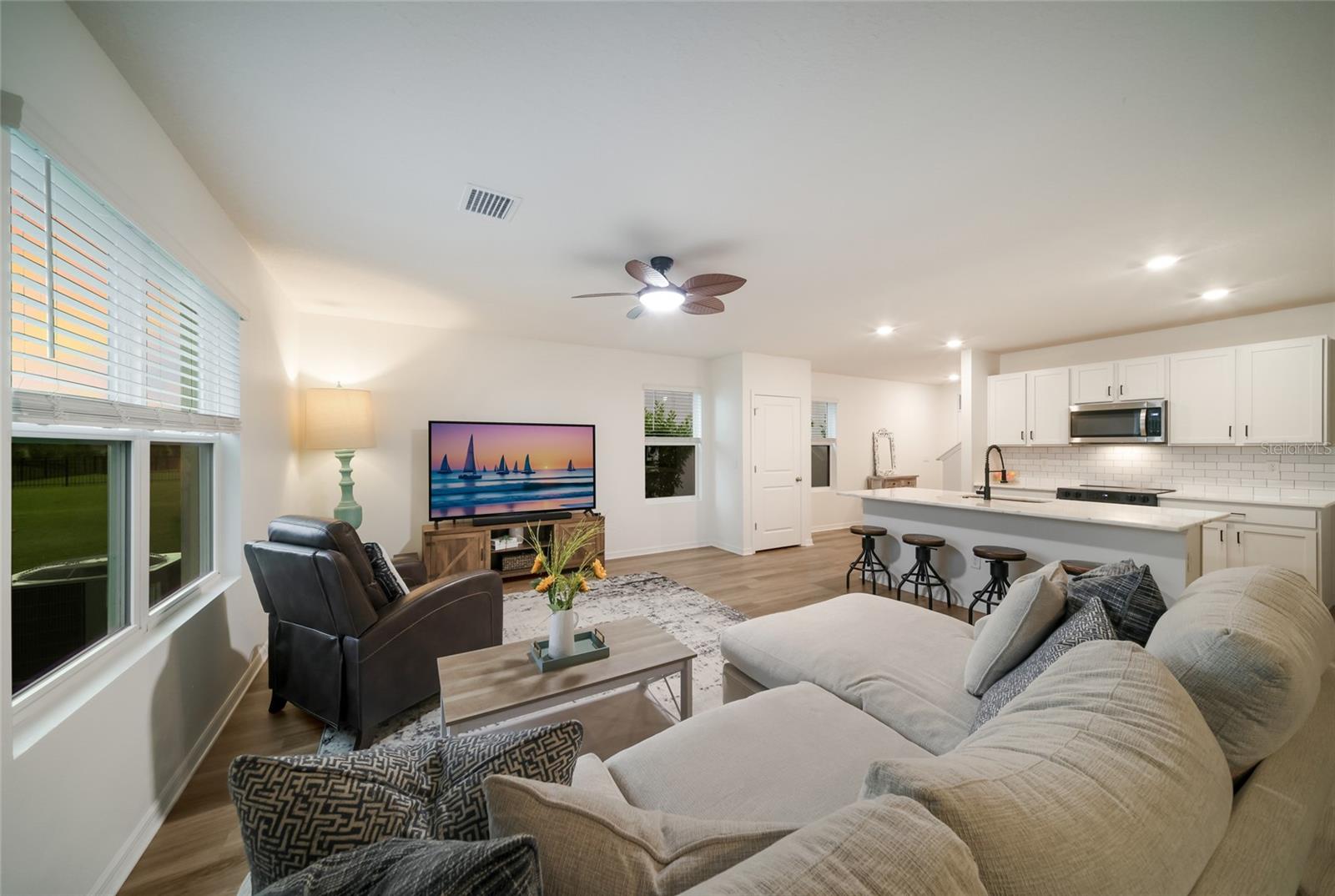 3471 HILLTOP CIR — photo 6