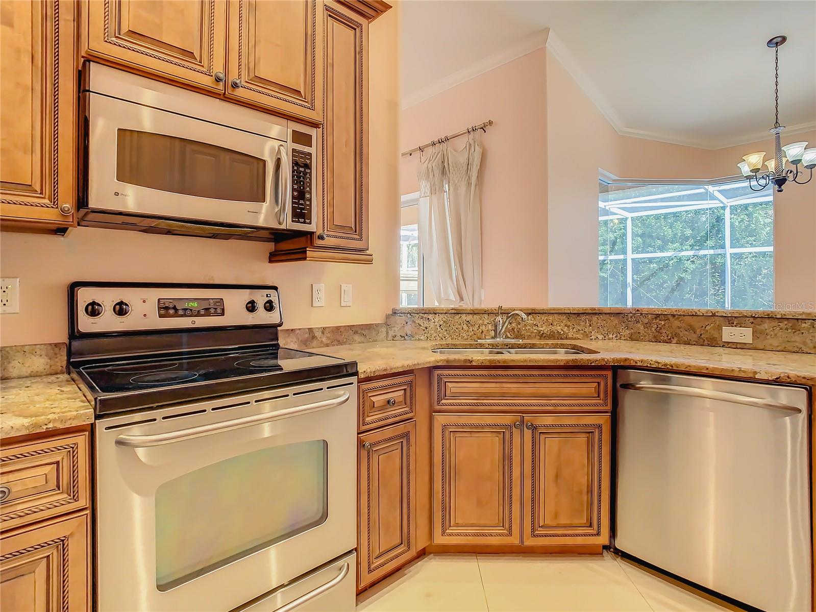 12080 RONDA LN — photo 9