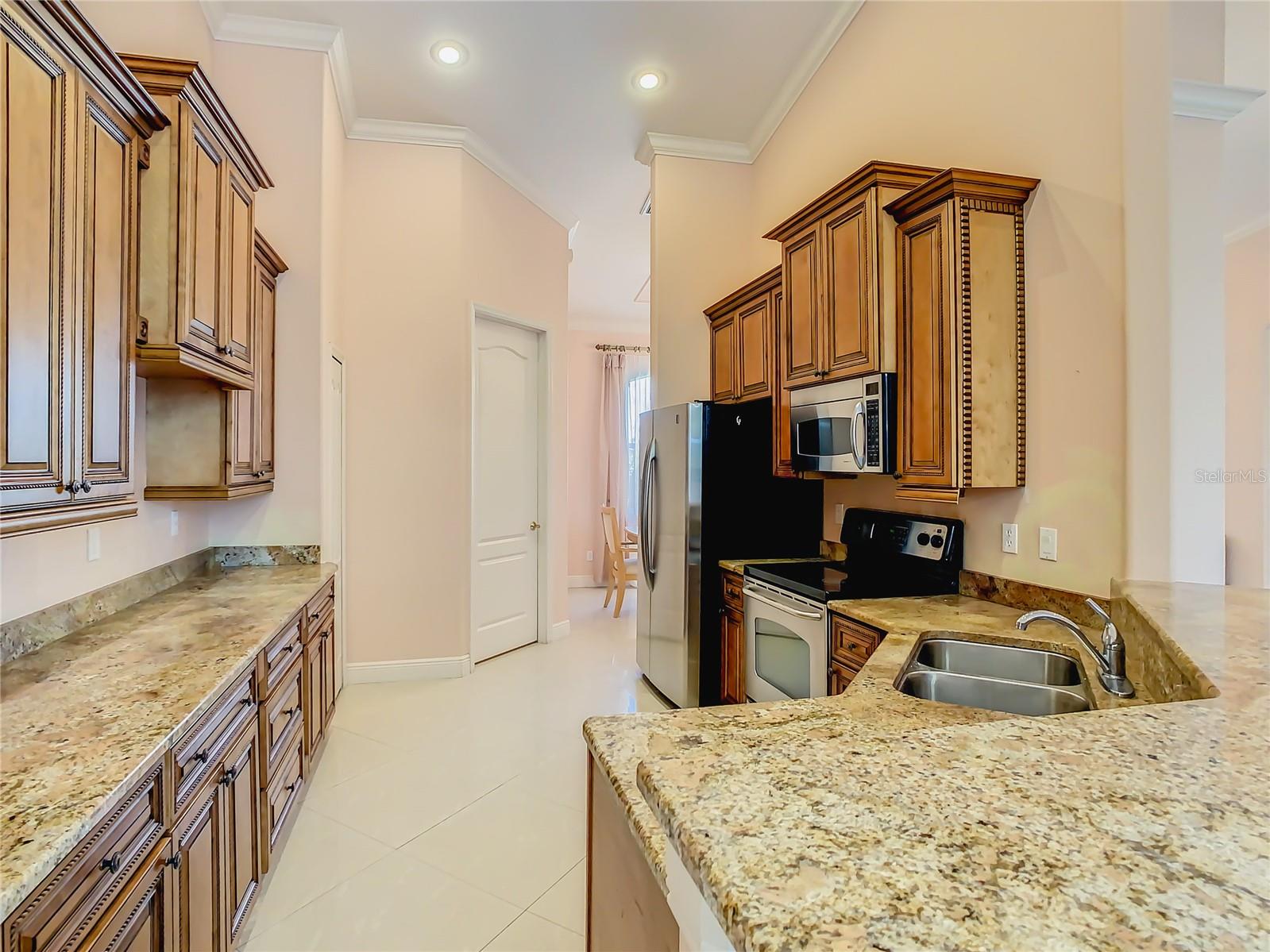12080 RONDA LN — photo 8