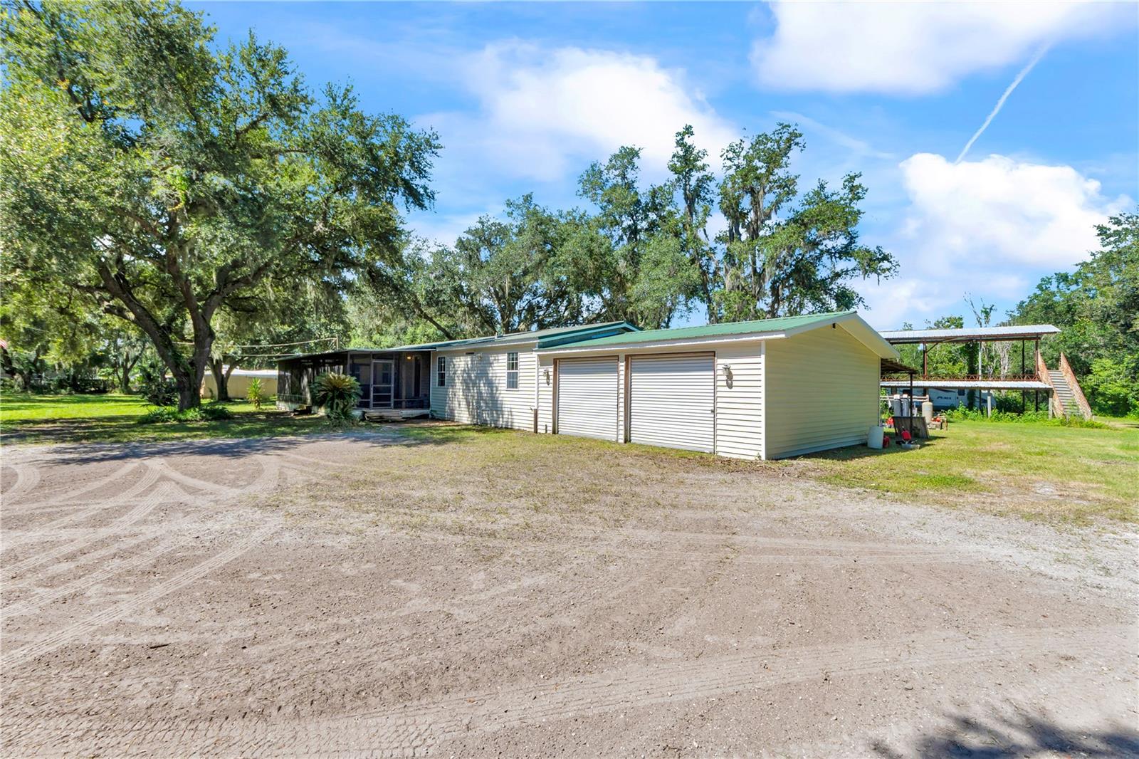 5753 N DORMANY RD — photo 33