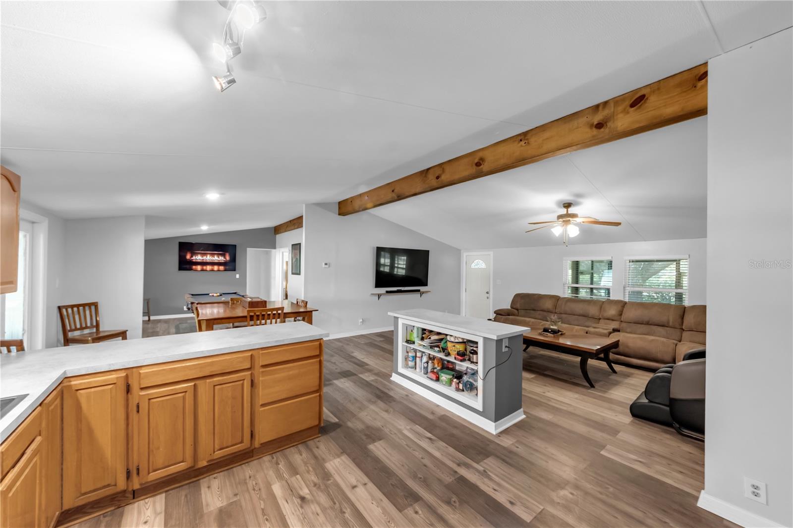 5753 N DORMANY RD — photo 8