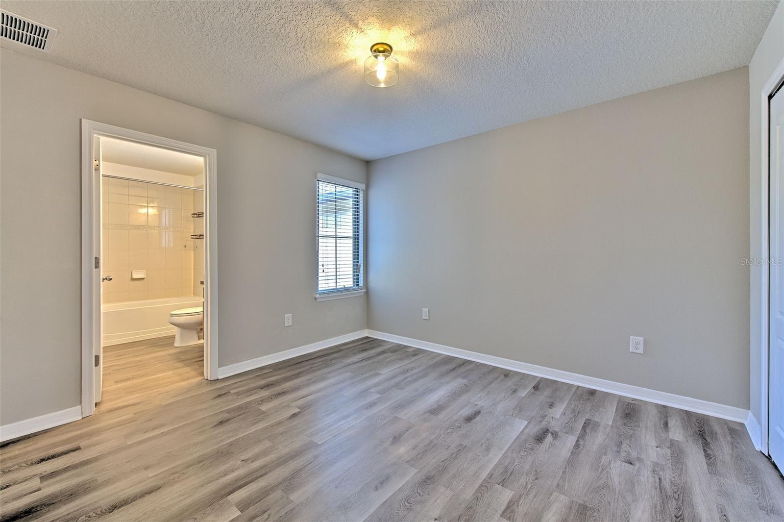 5116 BAY ISLE CIR — photo 28