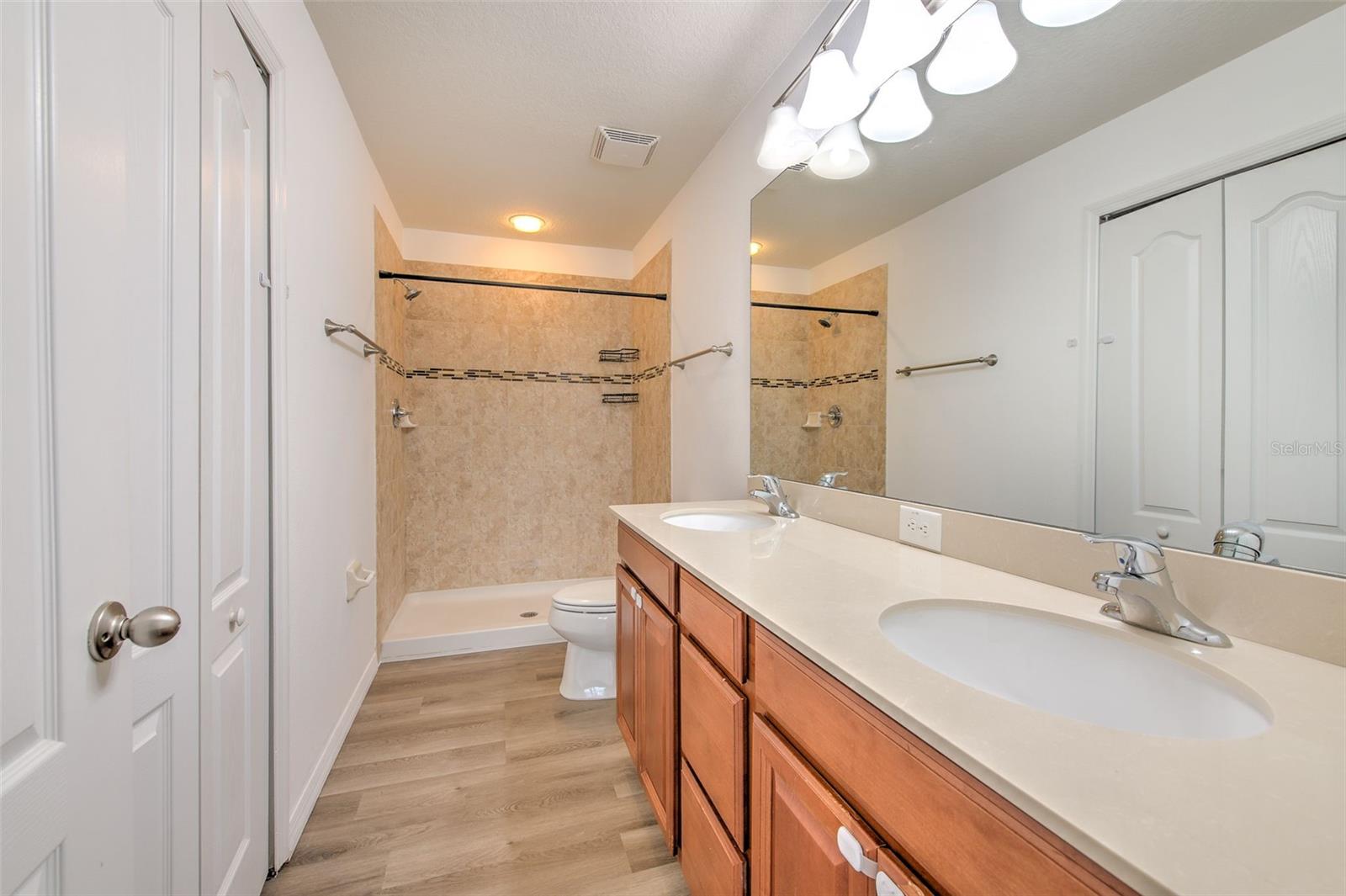 5116 BAY ISLE CIR — photo 26