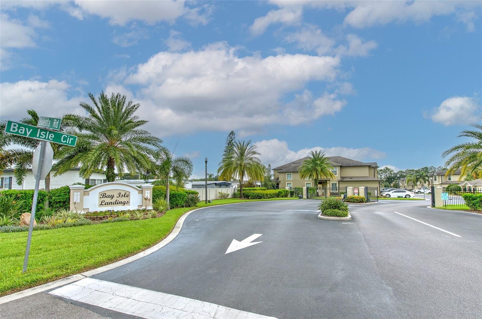 5116 BAY ISLE CIR — photo 42