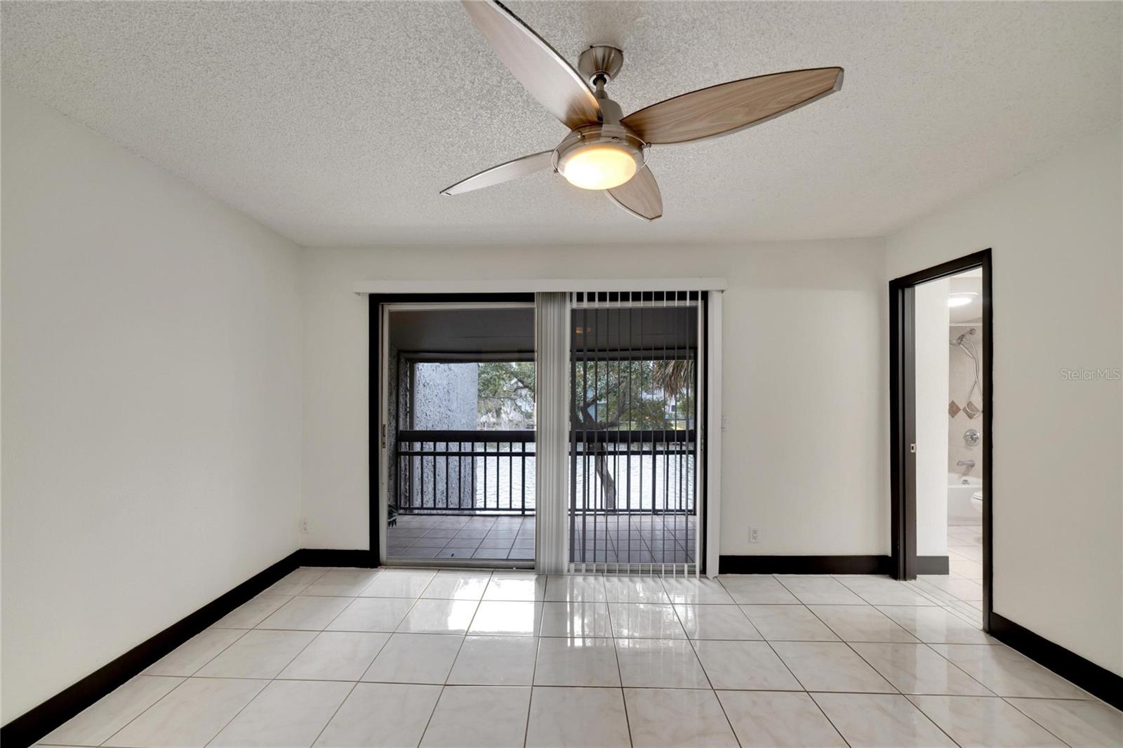 6301 NEWTOWN CIR #1A4 — photo 45
