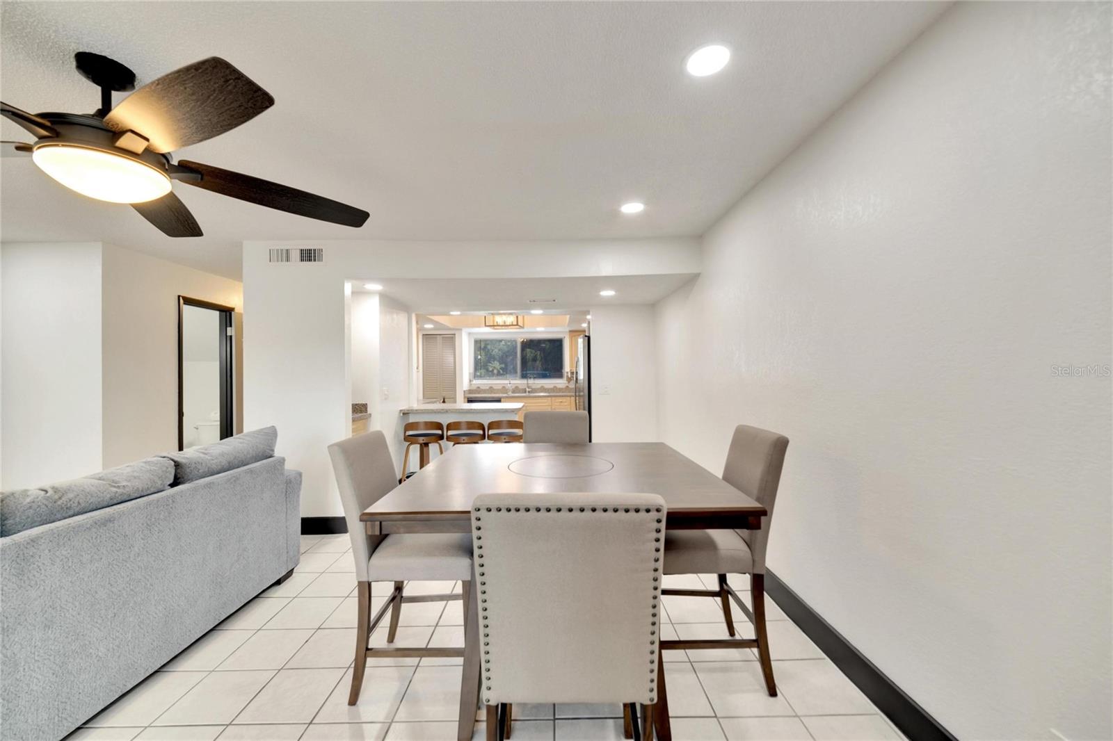 6301 NEWTOWN CIR #1A4 — photo 18