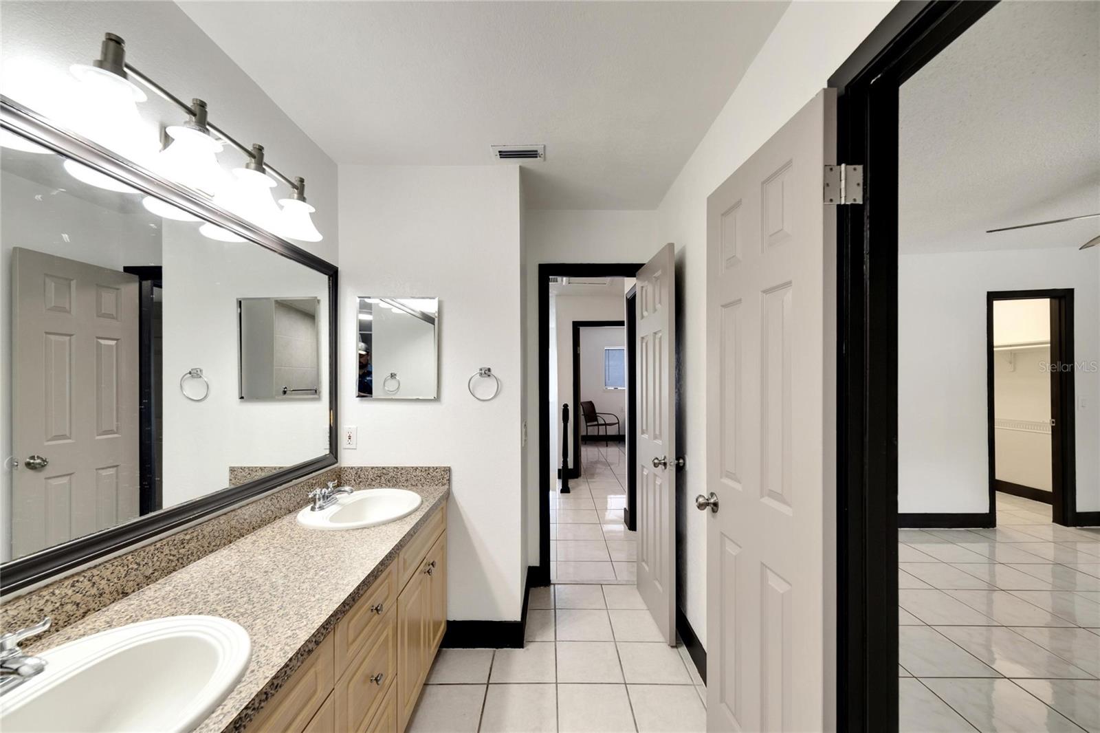 6301 NEWTOWN CIR #1A4 — photo 42