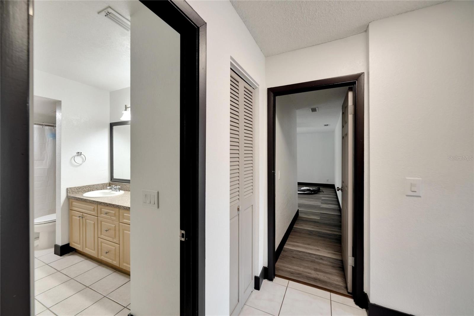 6301 NEWTOWN CIR #1A4 — photo 39