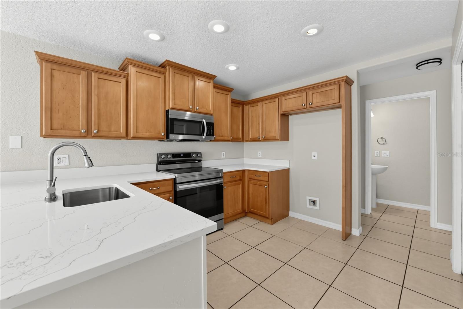 7026 MONTAUK POINT XING — photo 10