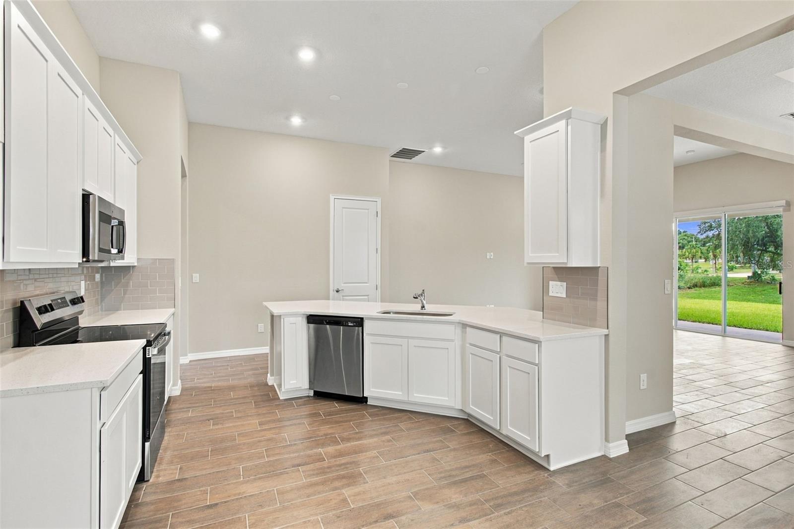 1247 HONEYCOMB PL — photo 6